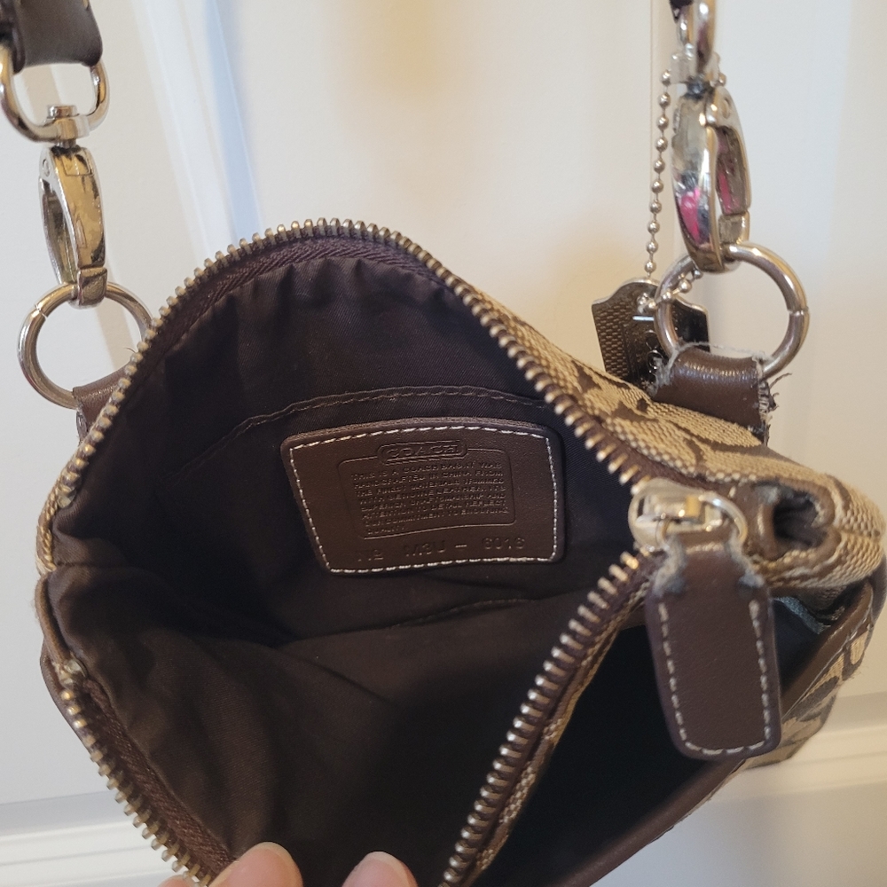 Coach purse - Picture 6 of 15